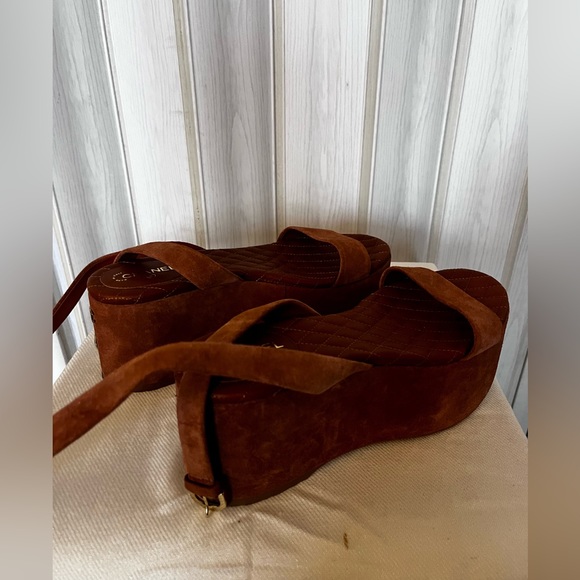 CHANEL SUEDE PLATFORM WEDGE (WORN ONCE!) - Picture 5 of 7